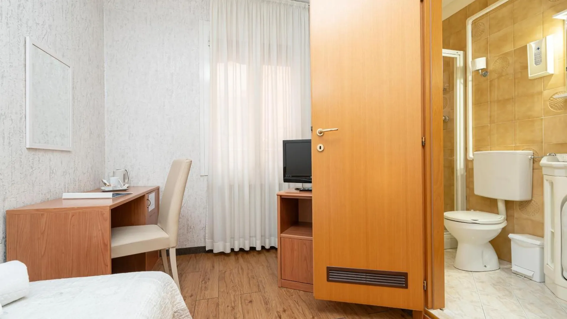 Hotel Donatello Bolonha
