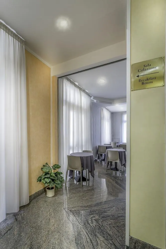 Hotel Donatello Bolonia