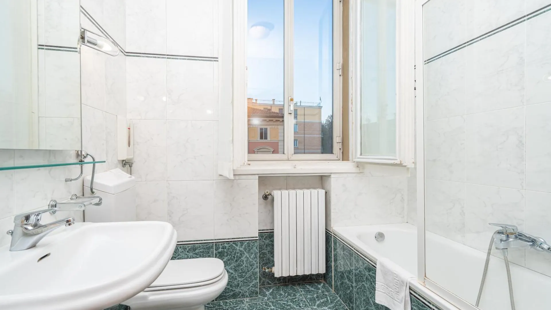 Hotel Donatello Bolonia