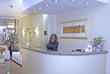 Hotel Donatello Bolonia