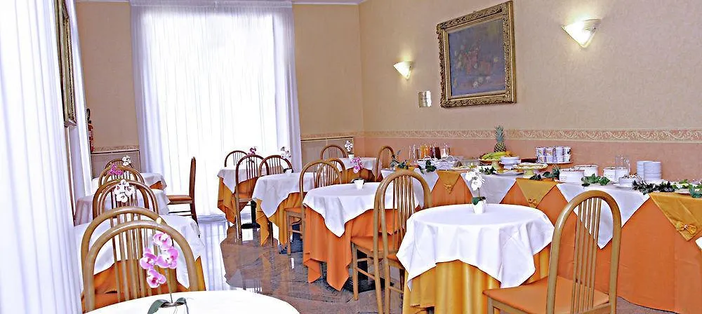 Hotel Donatello Bolonia Włochy