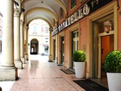 Hotel Donatello Bolonia